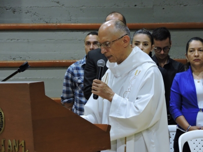 Eucaristía acción de gracias por los bachilleres